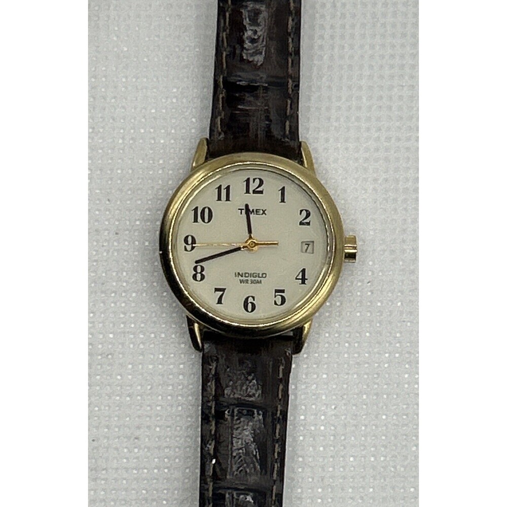 Timex Indiglo Women's watch Classic style Water resistant CR1216CELL leather A+